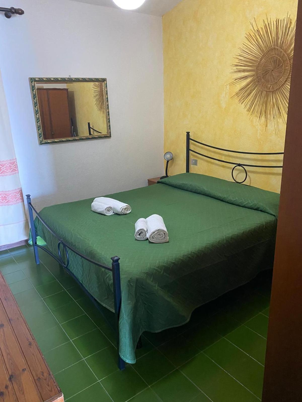 Appartamento Sole E Mare Santa Margherita di Pula Exteriör bild